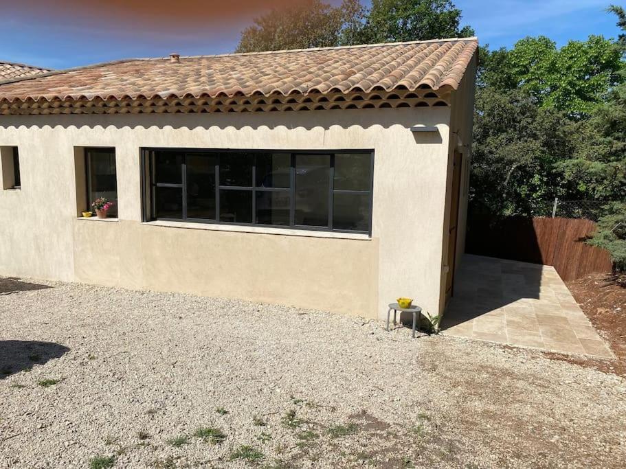 Maison Dans La Pinede Rognes Exteriér fotografie